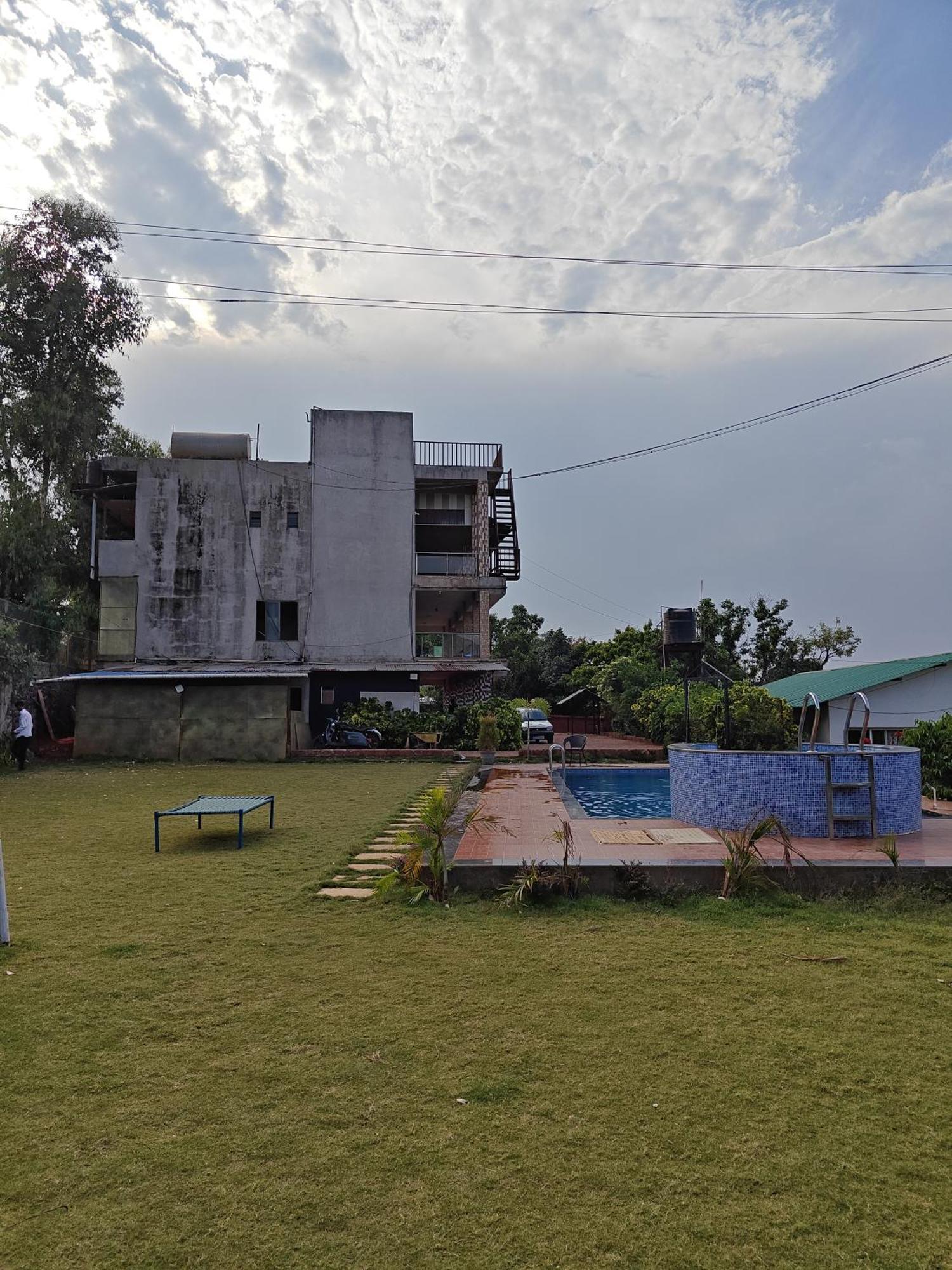 D-Lite Cottage Mahabaleshwar Bagian luar foto